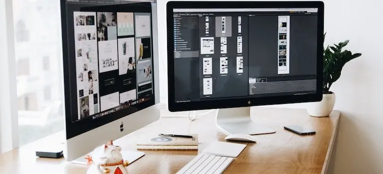 two screens